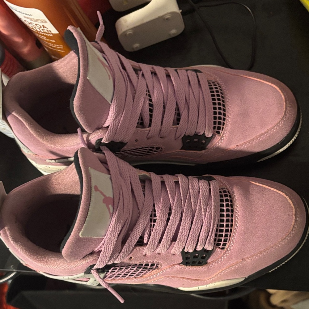 Air Jordan 4 Retro Orchid - Picture 2 of 4